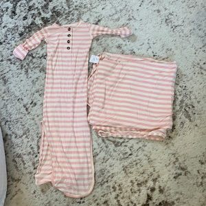Knotted gown and swaddle matching set
